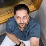 מועז אקוונין