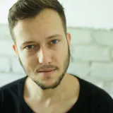 יון תומרקין