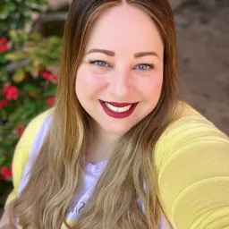 אושרית אברג'יל