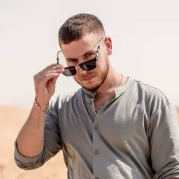 ריאן חצבני