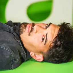 תומר טליאס